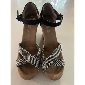 Toms‎  Sienna Shoes Cork Wedge Heel Womens 9 Black Aztec Adjustable Strap